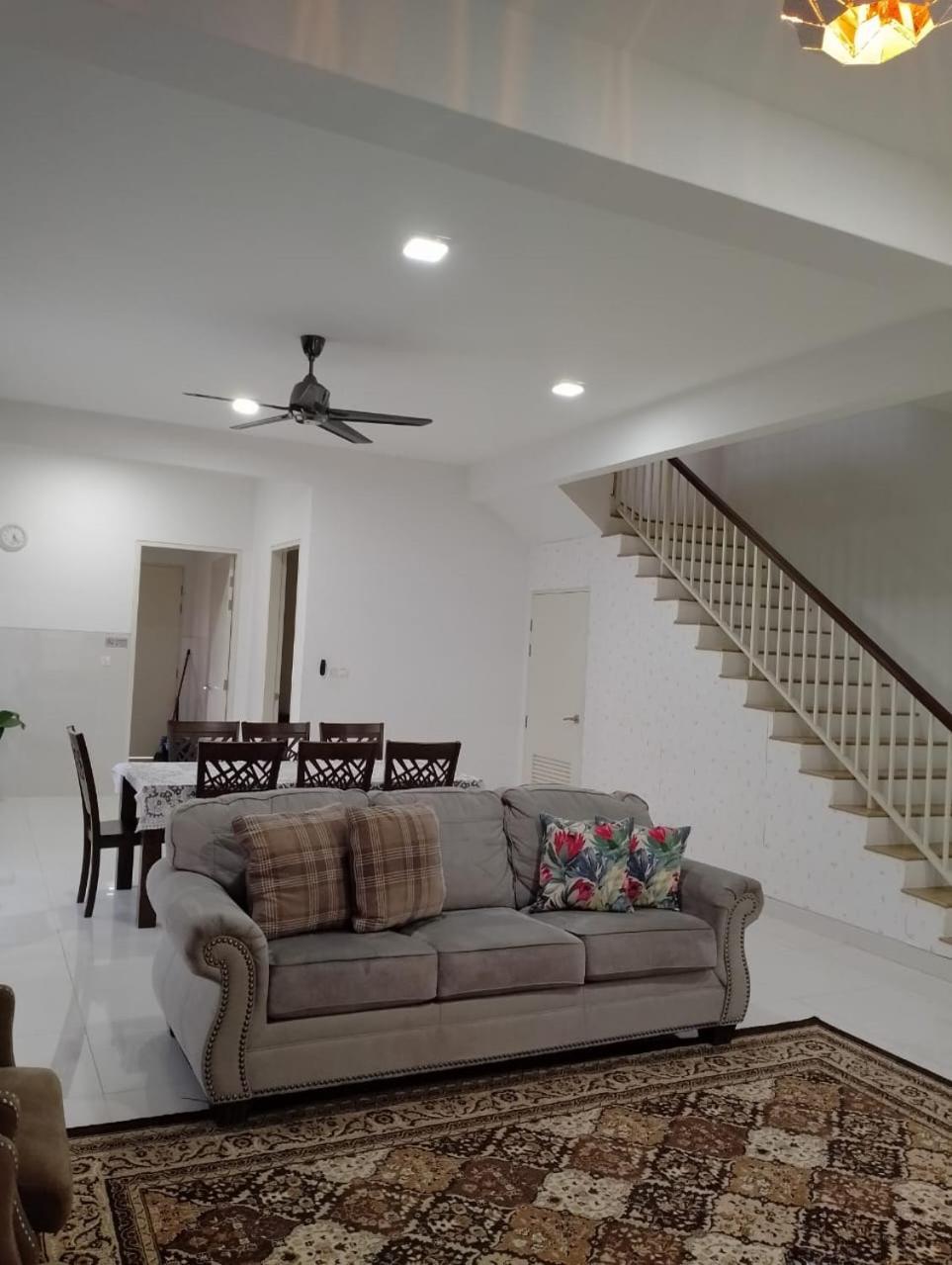 Pinevalley Homestay Putrajaya Presint 12 Экстерьер фото