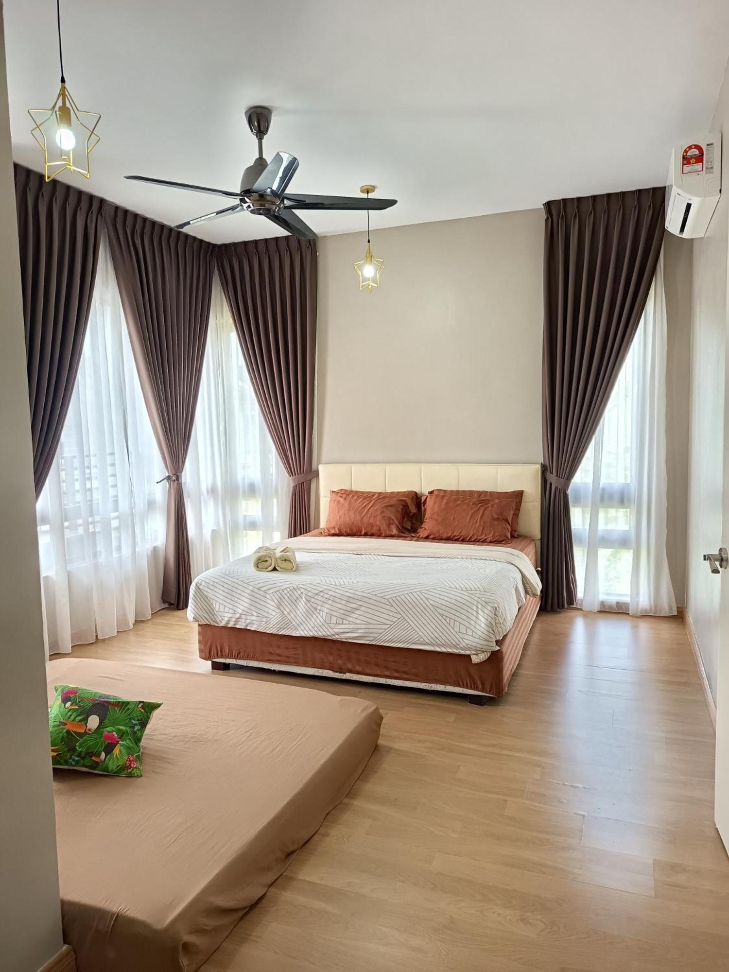 Pinevalley Homestay Putrajaya Presint 12 Экстерьер фото